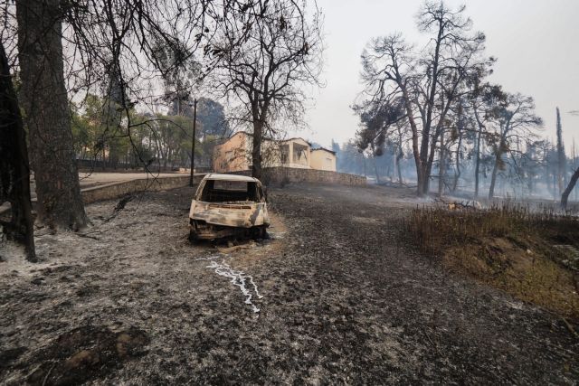 Φωτιά στην Εύβοια – Τρία τα πύρινα μέτωπα  – Εντολή εκκένωση της Σκεπαστής | tovima.gr