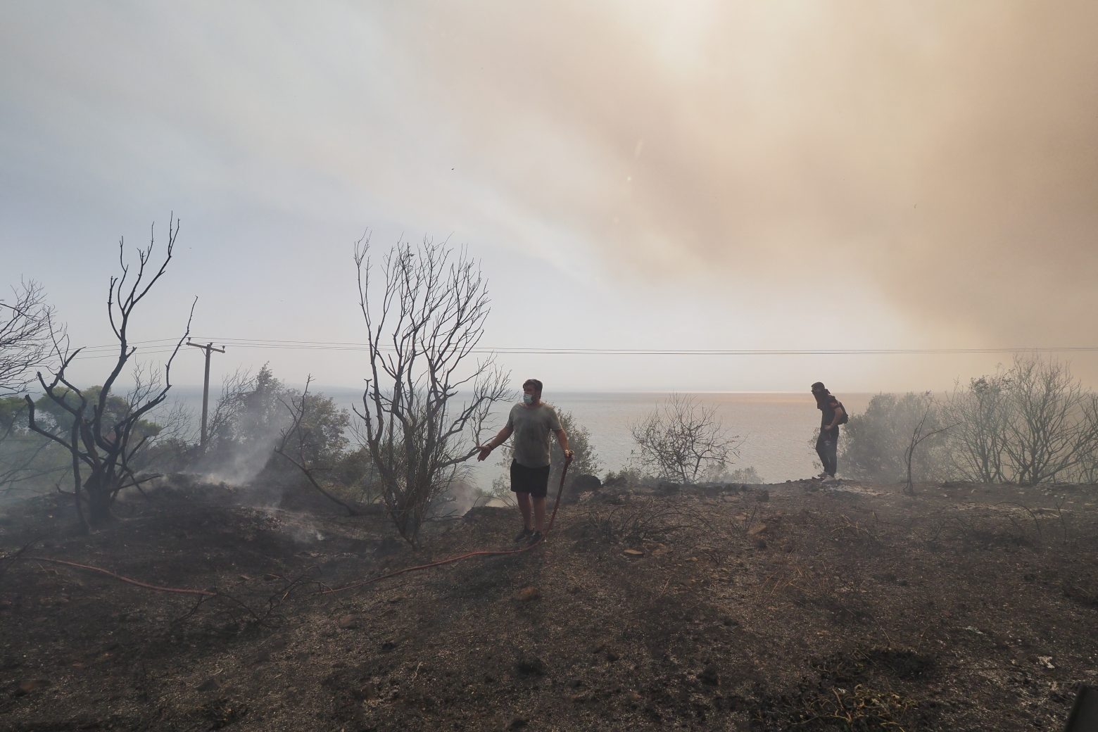 Φωτιά στην Εύβοια – Τρία τα ενεργά μέτωπα – Μήνυμα από το 112 στους κατοίκους στις Κεχριές