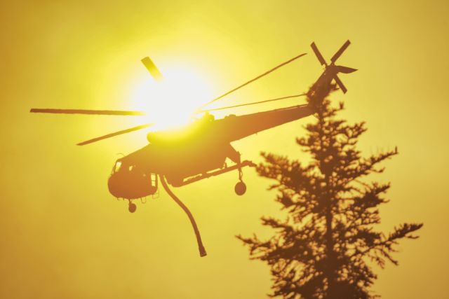 Νίκος Χαρδαλιάς – Δείτε live την ενημέρωση για τις πυρκαγιές σε όλη τη χώρα