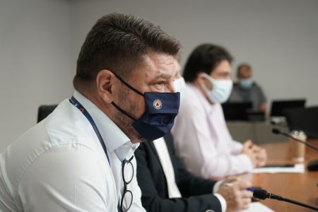 Νίκος Χαρδαλιάς – Δείτε live την ενημέρωση για τις φωτιές σε όλη την Ελλάδα