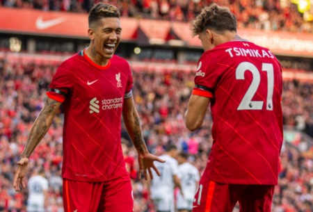 Ο Τσιμίκας μοίρασε και άλλη ασίστ σε φιλικό της Λίβερπουλ