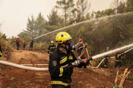 Φωτιά – Νέος συναγερμός στην Εύβοια – Εκκενώνεται το χωριό Ασμήνιο