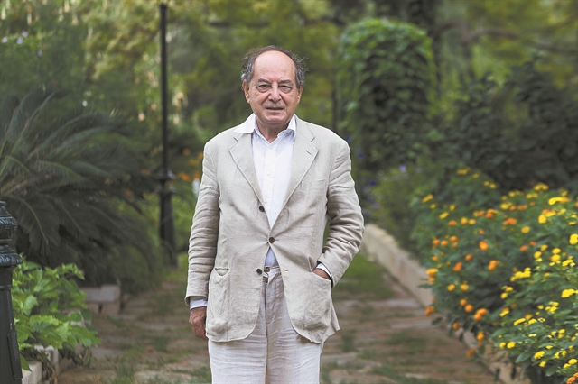 Ρομπέρτο Καλάσο  (1941-2021), Μια ζωή πλεγμένη με μύθους