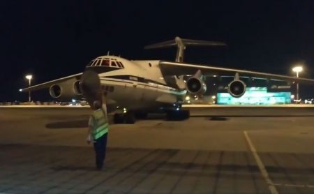 Πυρκαγιές – Προσγειώθηκε στην Αθήνα το ρωσικό Ilyushin Il-76