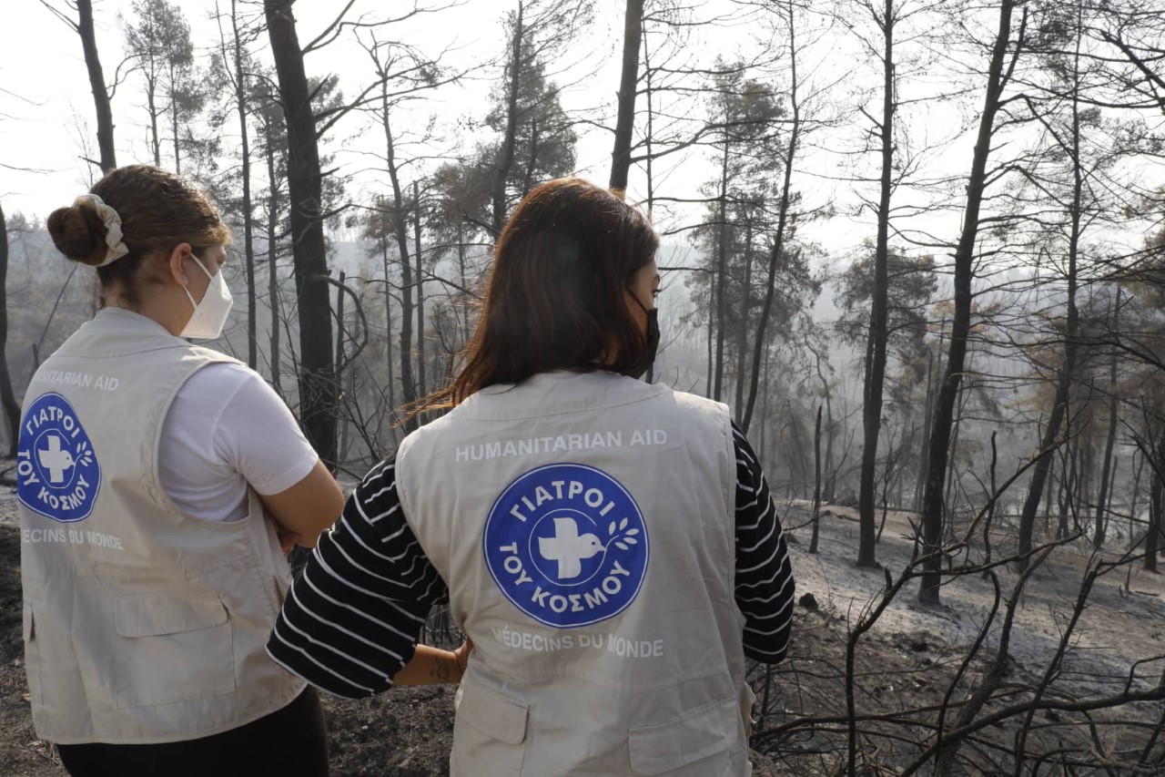 Οι Γιατροί του Κόσμου στο πλευρό των πυρόπληκτων