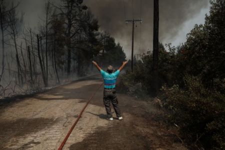 Φωτιά στην Εύβοια – Οι κάτοικοι μετρούν τις πληγές τους