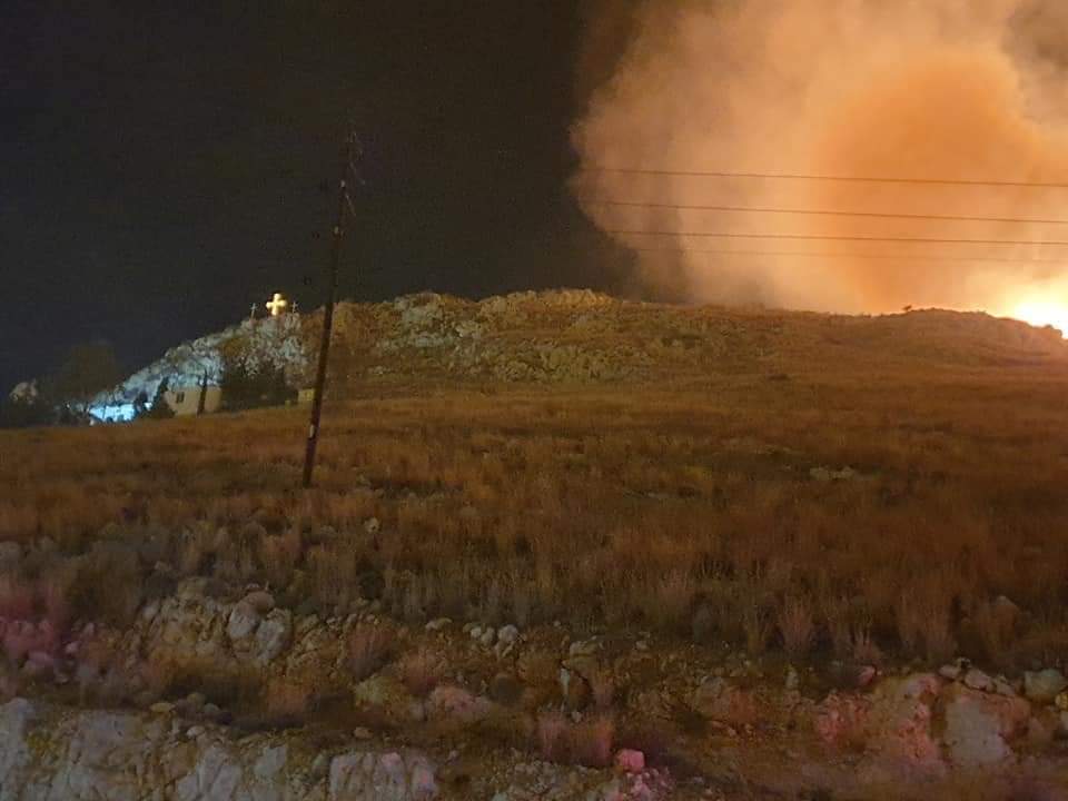 Πέραμα -Υπό πλήρη έλεγχο η φωτιά