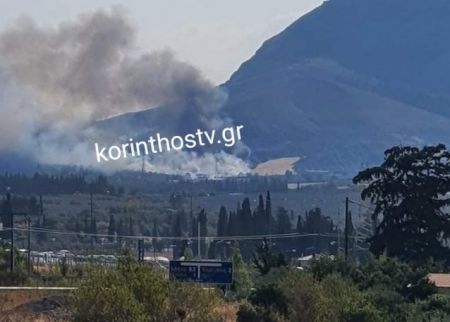 Φωτιά στην Αρχαία Κόρινθο – Ισχυροί άνεμοι στην περιοχή