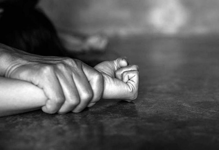 Νέα υπόθεση «Φιλιππίδη» – Καταγγελίες για 10 βιασμούς σε βάρος ηθοποιού | tovima.gr