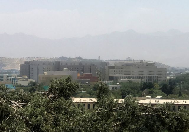 Αφγανιστάν – Οι Αμερικανοί φεύγουν με ελικόπτερα από την πρεσβεία στην Καμπούλ | tovima.gr
