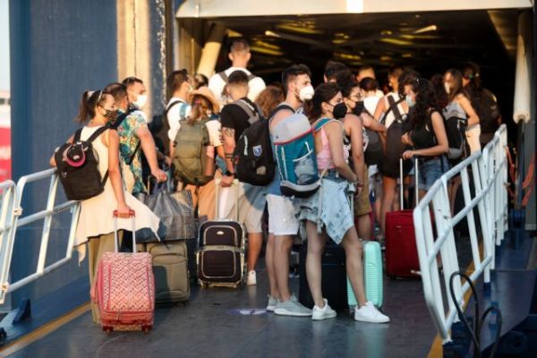 Κορωνοϊός – Τρομάζει η ραγδαία εξάπλωση της μετάλλαξης Δέλτα – Εφιαλτικές προβλέψεις για το φθινόπωρο