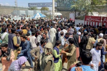 Αφγανιστάν – Απόγνωση και κραυγή αγωνίας για 40 εκατ. ψυχές – Χαοτική η επόμενη ημέρα με τους Ταλιμπάν