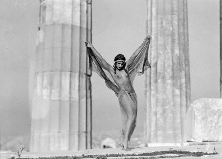 Νέλλη – Η πρώτη γυναίκα φωτογράφος στην Ελλάδα | tovima.gr