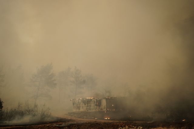 Φωτιά στα Βίλια – Η εικόνα της καταστροφής από δορυφόρο | tovima.gr