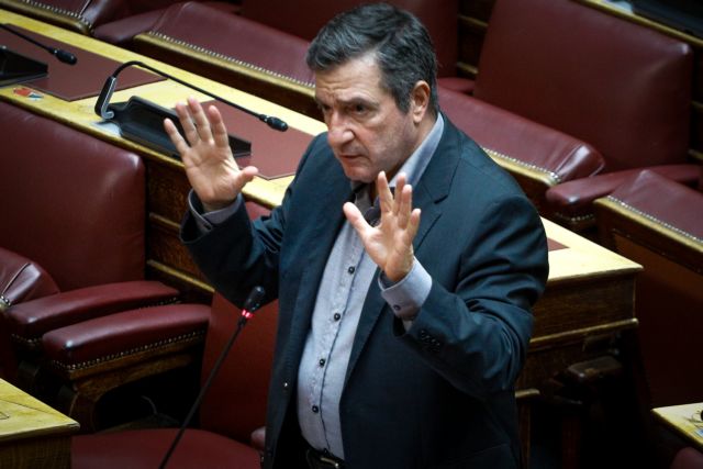 Πυρά Καμίνη για τις φωτιές – Απροετοίμαστα τα υπουργεία, η Πυροσβεστική, η Πολιτεία