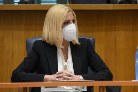 Γεννηματά – Αρκετά με τα επικοινωνιακά shows – Ο κ. Μητσοτάκης ας ασχοληθεί σοβαρά με τις πυρκαγιές