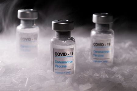 Υποχρεωτικός εμβολιασμός – Τι έδειξαν οι έλεγχοι σε ΜΦΗ και Προνοιακές Δομές