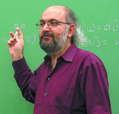 Χρίστος Παπαδημητρίου – «Οι μετανάστες δεν είναι πρόβλημα. Είναι μια όψη φυσιολογική και αναπόφευκτη»