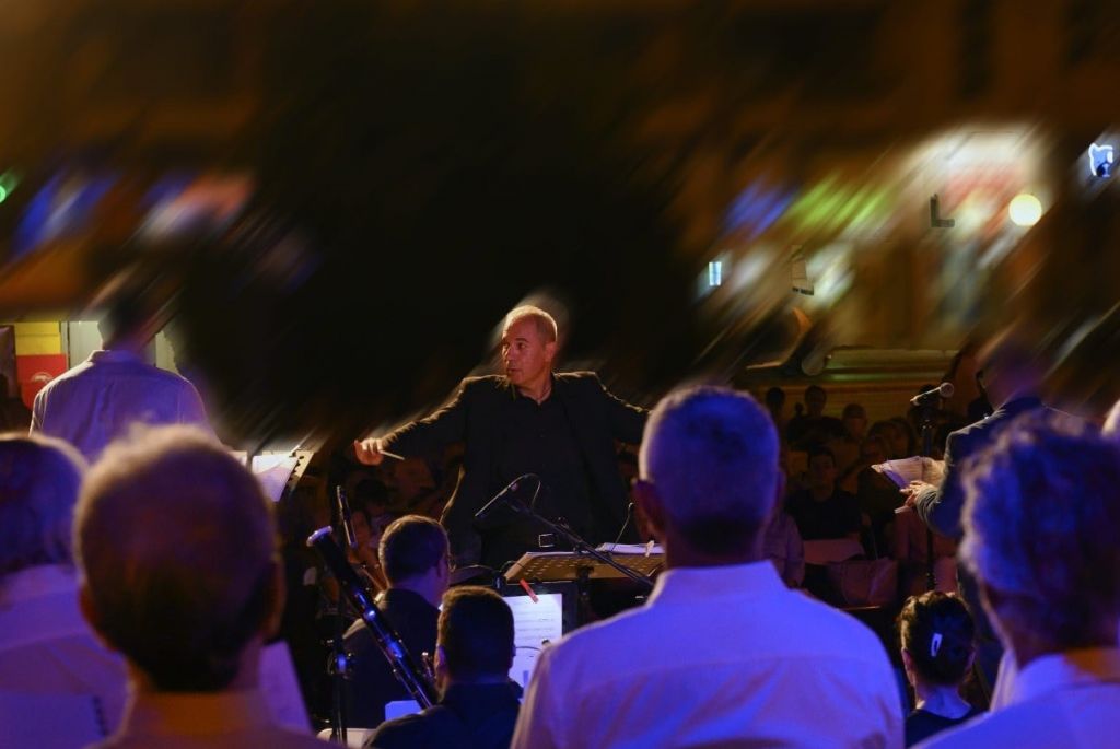 Κορωνοϊός – Συναγερμός σε κυβέρνηση και ειδικούς για την κορύφωση της πανδημίας  – Τι δείχνουν τα τελευταία στοιχεία