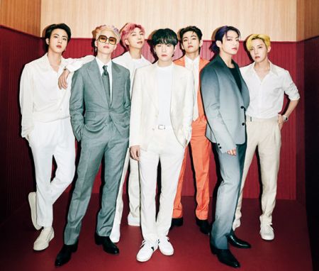 BTS, Τα επτά χρυσά αγόρια της μουσικής βιομηχανίας