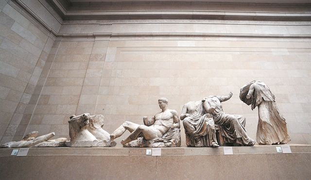Το Βρετανικό Μουσείο,το «χαμένο» πολιτιστικό του κύρος και η… βροχή στα Γλυπτά του Παρθενώνα | tovima.gr
