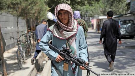 Αφγανιστάν – «Πρέπει να μιλήσουμε με τους Ταλιμπάν»