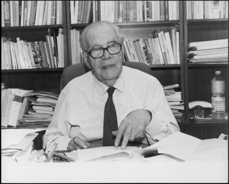 Αγγελος Θ. Αγγελόπουλος, Ενας άνθρωπος της προσφοράς