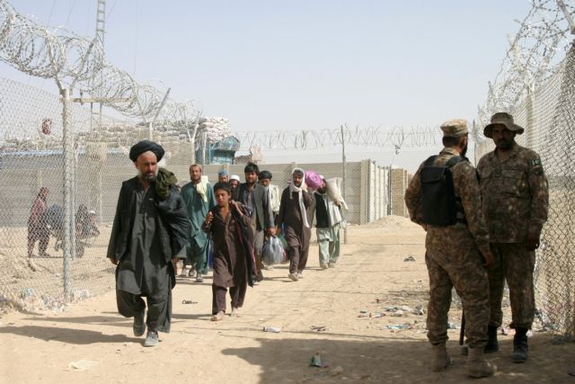Αφγανιστάν – Ένοπλες συγκρούσεις με νεκρούς στρατιώτες στα σύνορα με το Πακιστάν