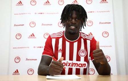 Είναι επίσημο – Στον Ολυμπιακό ο Ετιέν Κινκουέ