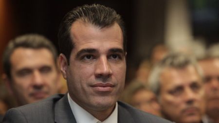 Θάνος Πλεύρης – Η άγνωστη ιστορία του νέου υπουργού Υγείας