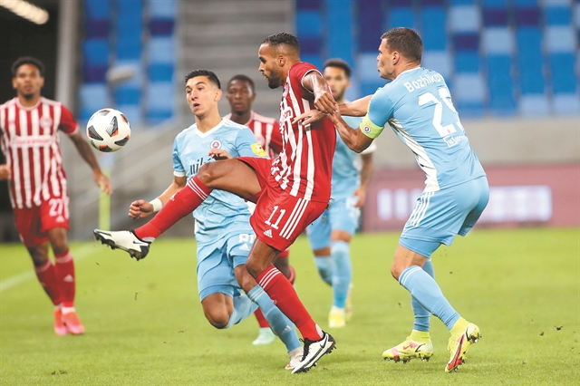 Στο δικό του χέρι πόσοψηλά θα πάει ο πήχης