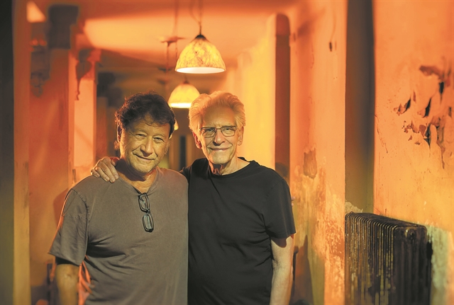 «Το ελληνικό χρώμα δεν υπάρχει πουθενά αλλού στον κόσμο»