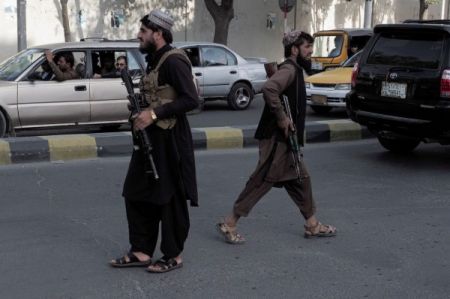 Η δύσκολη αλλά αναγκαστική συνεννόηση ΗΠΑ και Ταλιμπάν