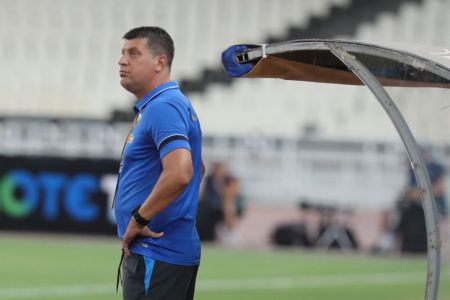 Μιλόγεβιτς – «Είμαστε υπερπλήρεις, δουλειά μου να φτιάξω μια ανταγωνιστική ομάδα»