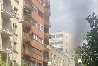 Φωτιά στο κέντρο της Αθήνας – Μεγάλη κινητοποίηση της Πυροσβεστικής | tovima.gr