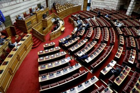 Βουλή  – Ψηφίστηκε στην επιτροπή το ν/σ για το lobbying
