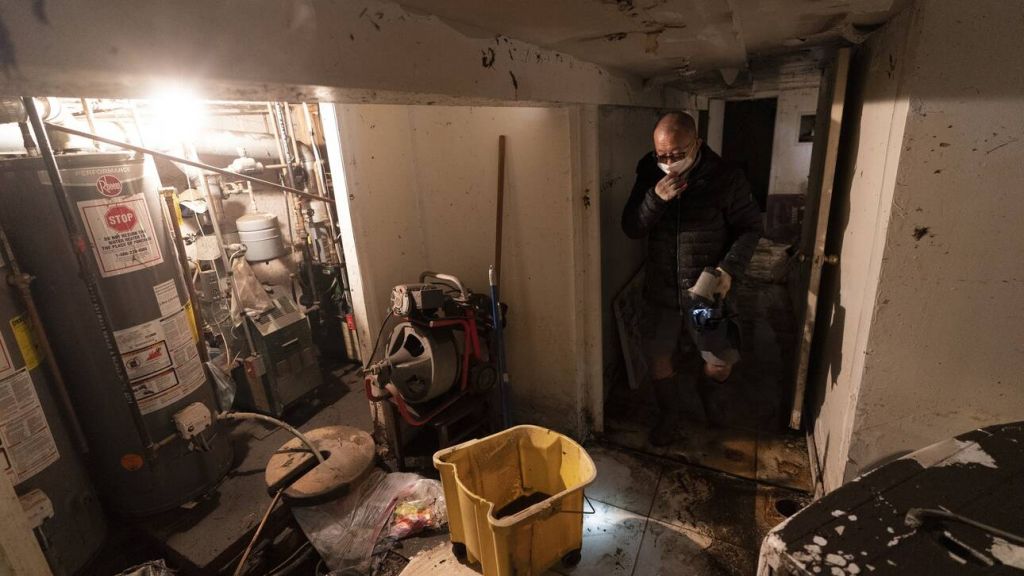 Κυκλώνας Άιντα – Τα παράνομα διαμερίσματα της Νέας Υόρκης έγιναν υγροί τάφοι