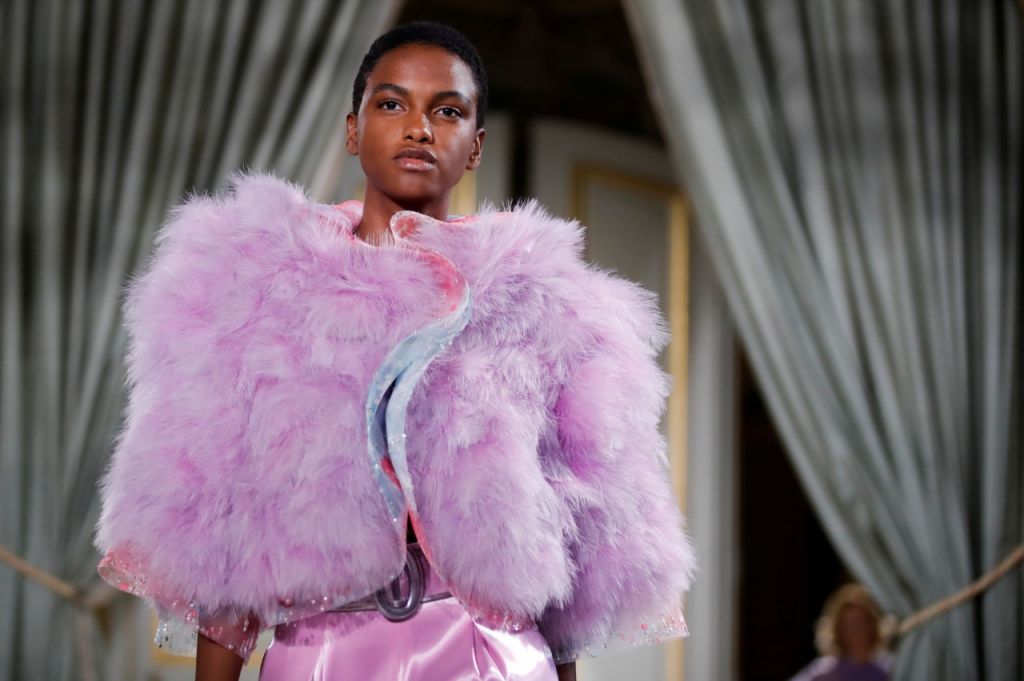 Η μόδα τού αύριο