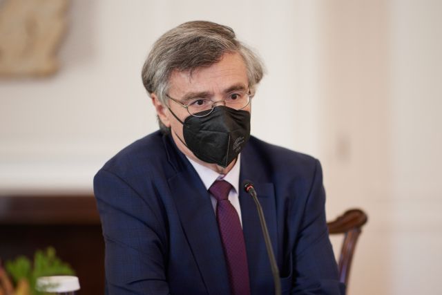 Η επανεμφάνιση Τσιόδρα έγινε για τα παιδιά