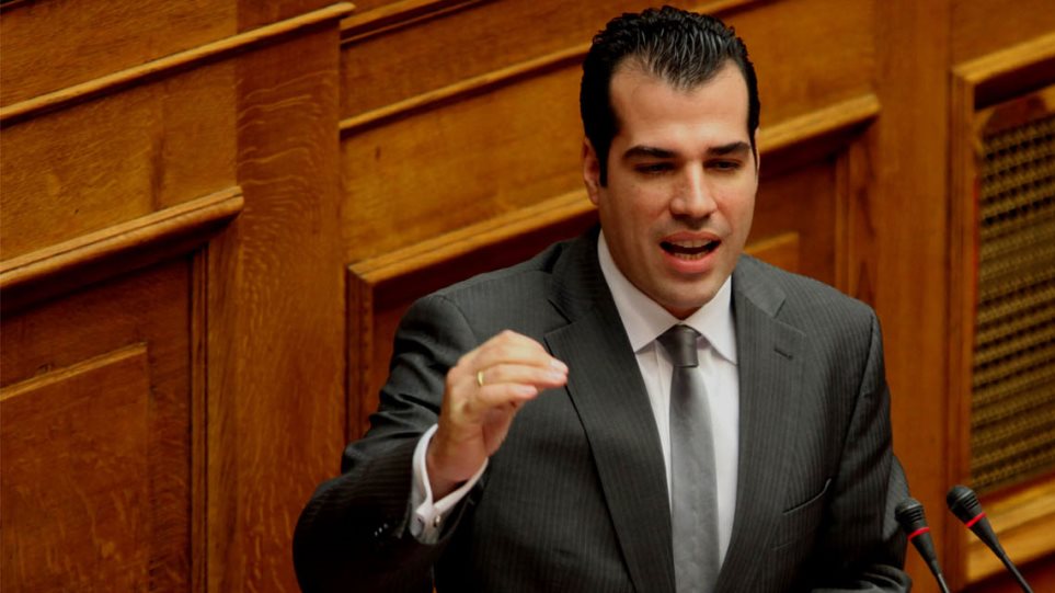 Authorities grapple with cottage industry of fake vaccination certificates nationwide