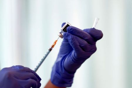 ΠΙΣ – Τρίτη δόση του εμβολίου στους υγειονομικούς