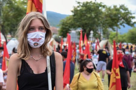 Σκληρή ανακοίνωση της ΚΝΕ για την απασχόληση 16χρονων παιδιών από ιδρύματα