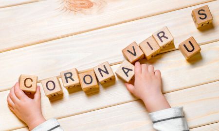 Κορωνοϊος – Αυξάνονται τα παιδιά που νοσούν – Συμπτώματα και επιπλοκές – Οδηγός για γονείς