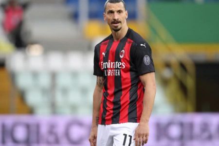 Επιστρέφει μετά από τέσσερις μήνες ο Ιμπραΐμοβιτς