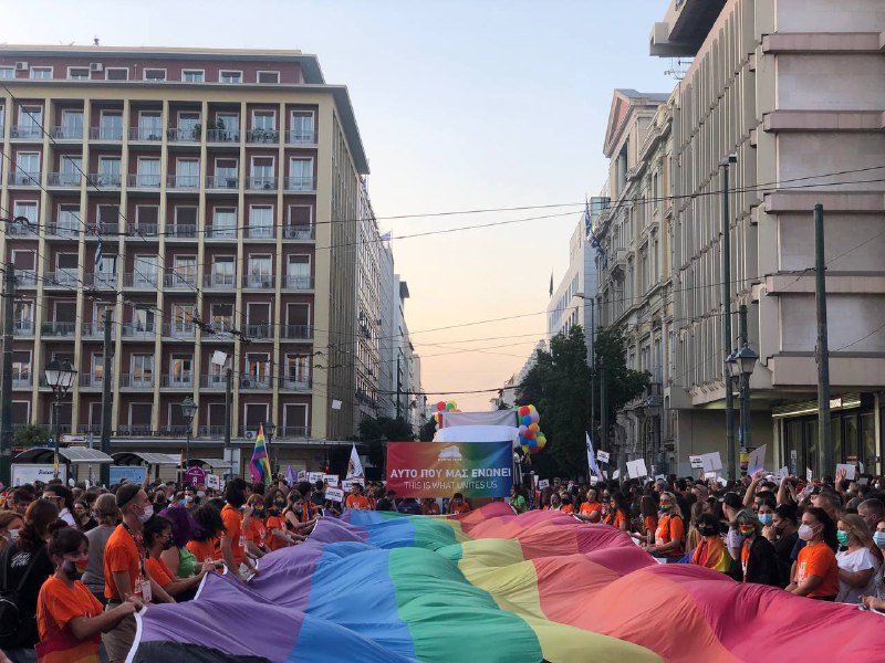 Athens Pride 2021 – Γέμισε χρώμα η Αθήνα – Πλήθος κόσμου