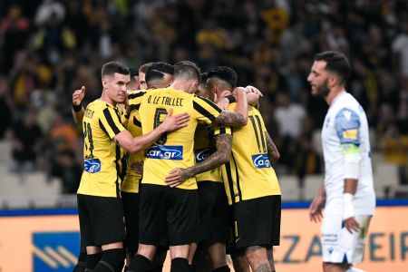 ΑΕΚ – Ιωνικός (3-0): Εύκολα η «Ένωση» απέναντι στους… 10 του Ιωνικού