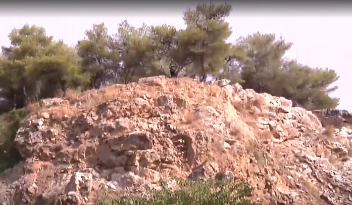 Πετρούπολη – Αυτό είναι το σημείο που έπεσε η 15χρονη – Τι εξετάζουν οι Αρχές