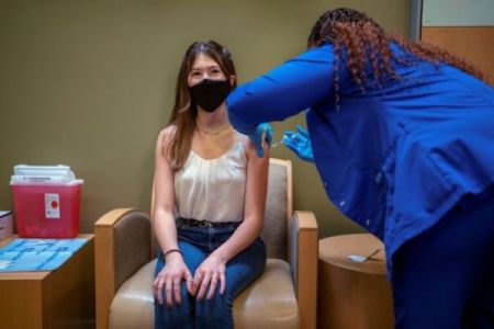 Κορωνοϊός – Πόσοι είναι οι φοιτητές που έχουν εμβολιαστεί