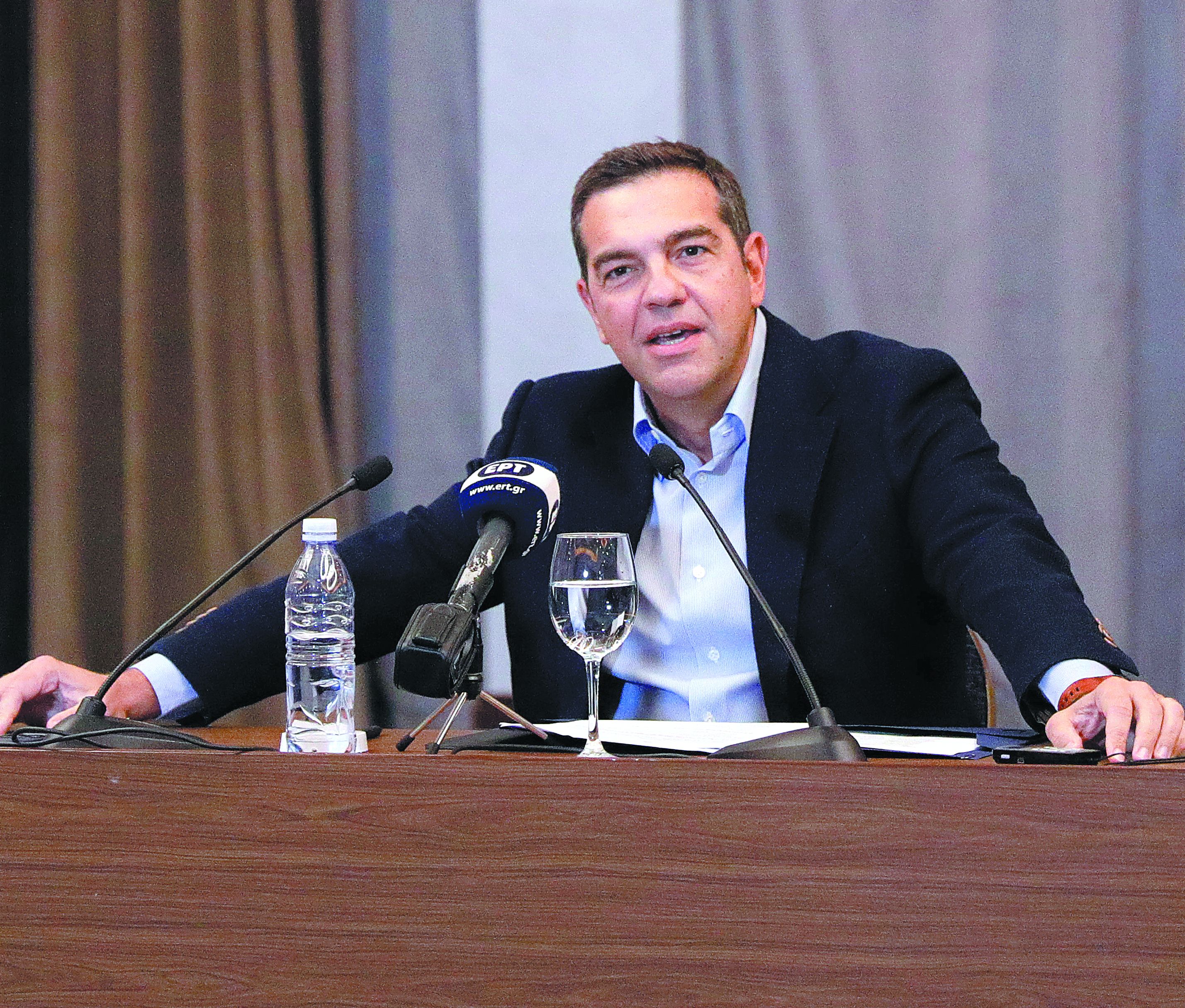 ΣΥΡΙΖΑ – Ποντάρει στη θεωρία του «ώριμου φρούτου» – «Πυρετός» προετοιμασίας εν όψει ΔΕΘ