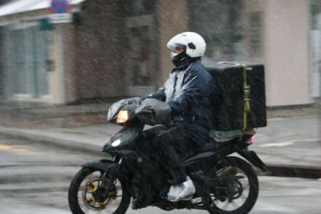 Υπουργείο Εργασίας – Αυξάνονται οι έλεγχοι στον κλάδο των πλατφορμών μετά τον σάλο με το Efood